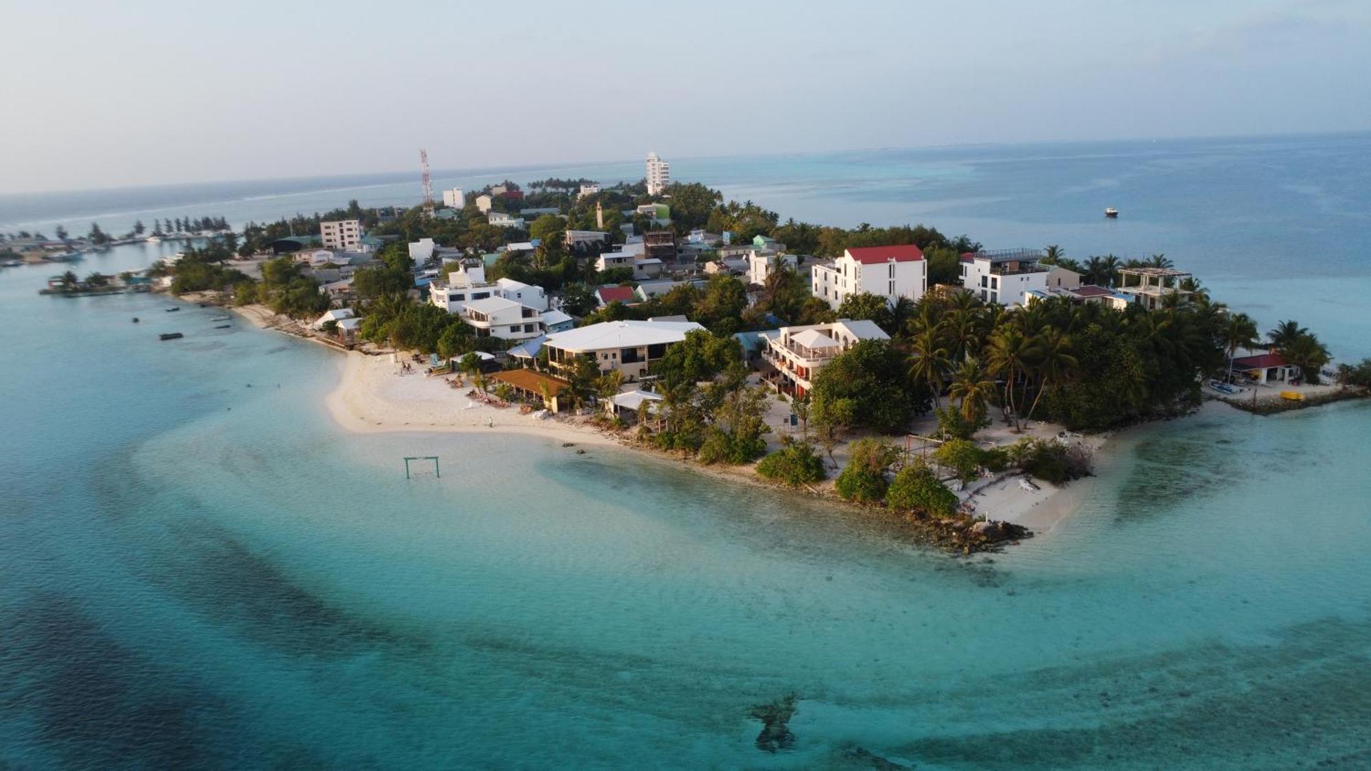 Ameera Maldives Dhiffushi Exterior photo